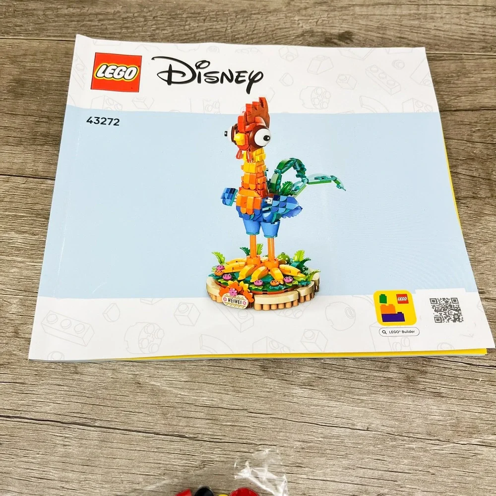LEGO Disney Moana Heihei 43272 Instruction Manual and Spare Pieces